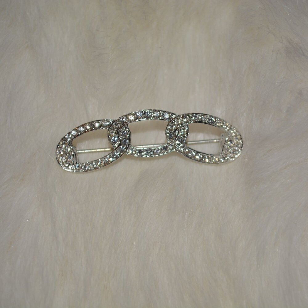 Vintage Rhinestone Brooch Pin of 3 Interlocking Rings